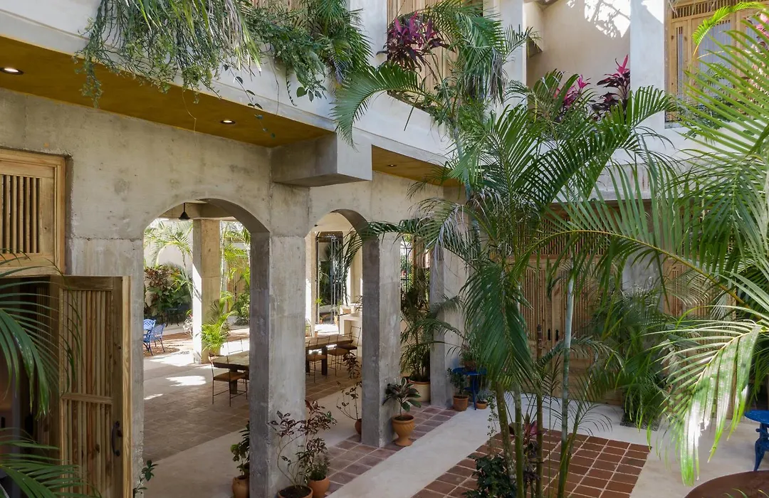 El Mambo Boutique Hotel-1